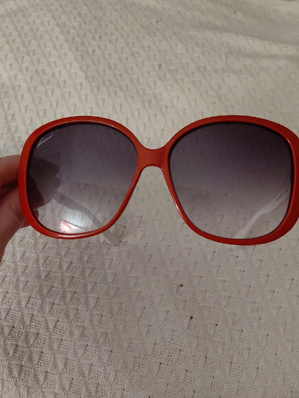 Gucci Red Oversized Gradient Lens Sunglasses - Picture 8 of 9